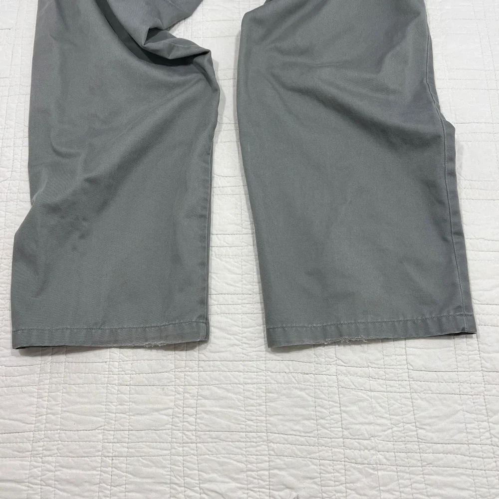 Dockers D3 Classic Fit Gray Chino Pants Mens 38x32* Flat Front Cotton *NOTE